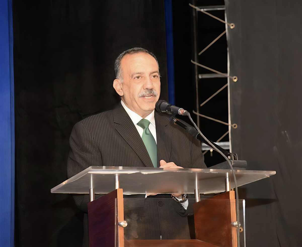 محافظ أسيوط