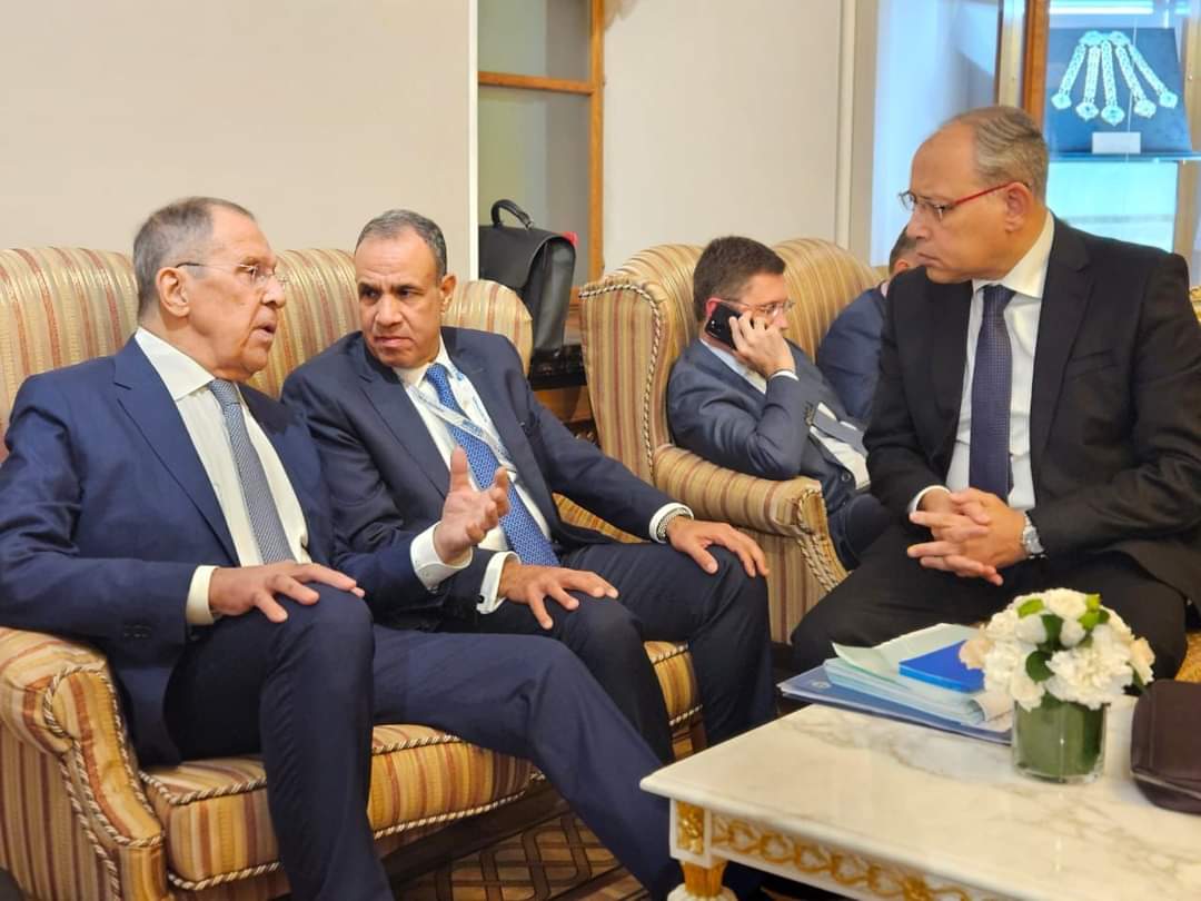 وزير الخارجية ونظيره الروسي