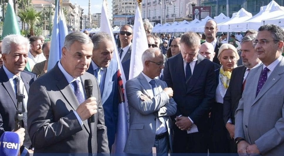جانب من الافتتاح