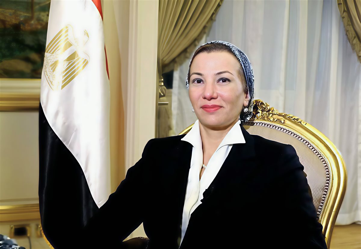 وزيرة البيئة