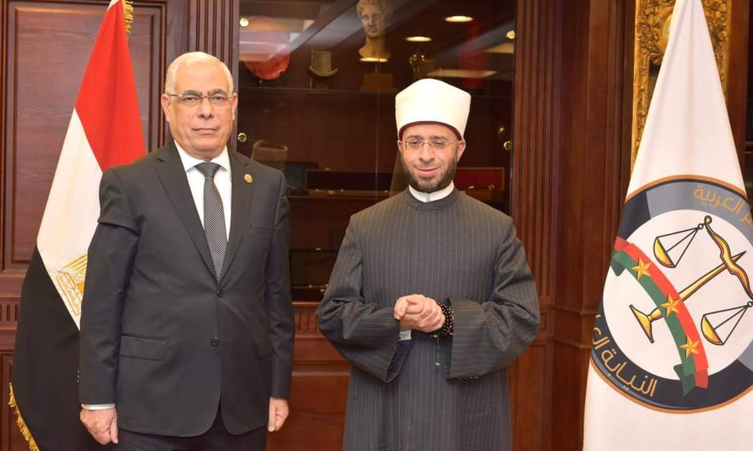 النائب العام ووزير الأوقاف