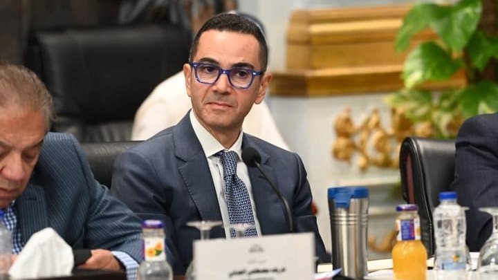 حسن الخطيب وزير الاستثمار