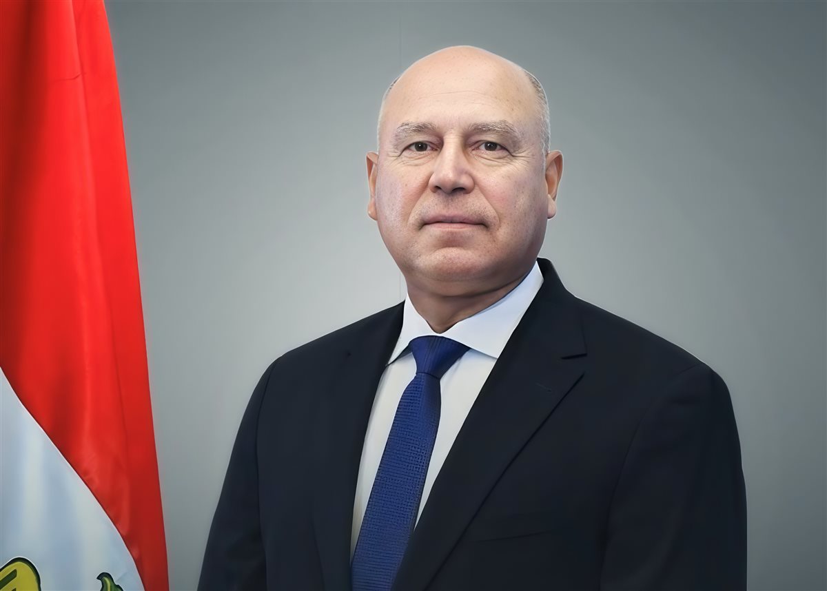 وزير الصناعة