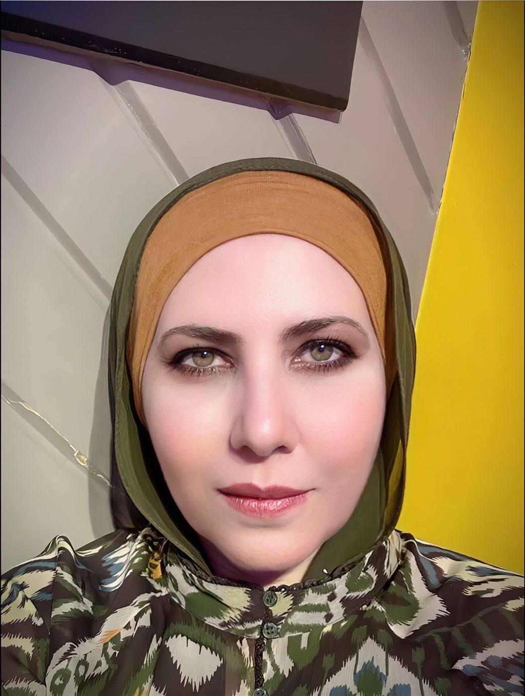 نيفين منصور