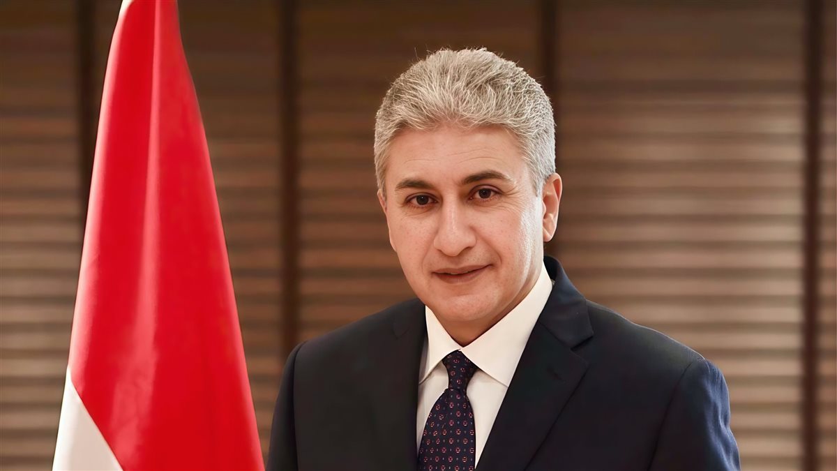 وزير السياحة