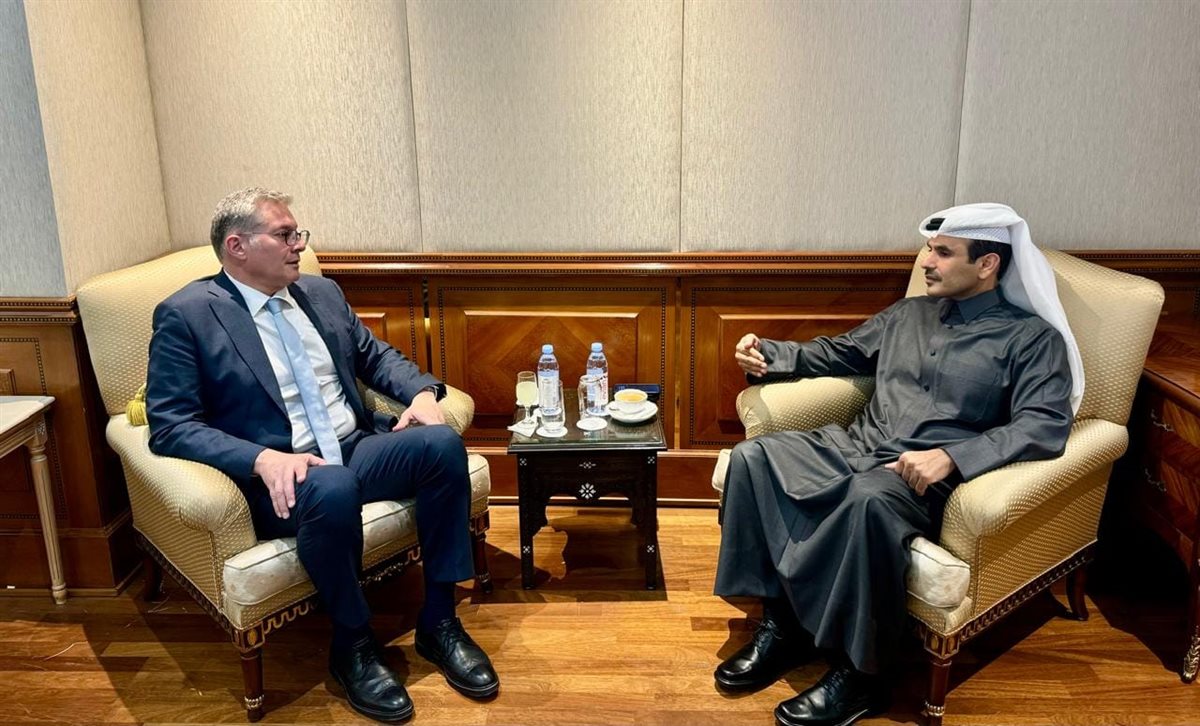 وزير البترول ونظيره القطري