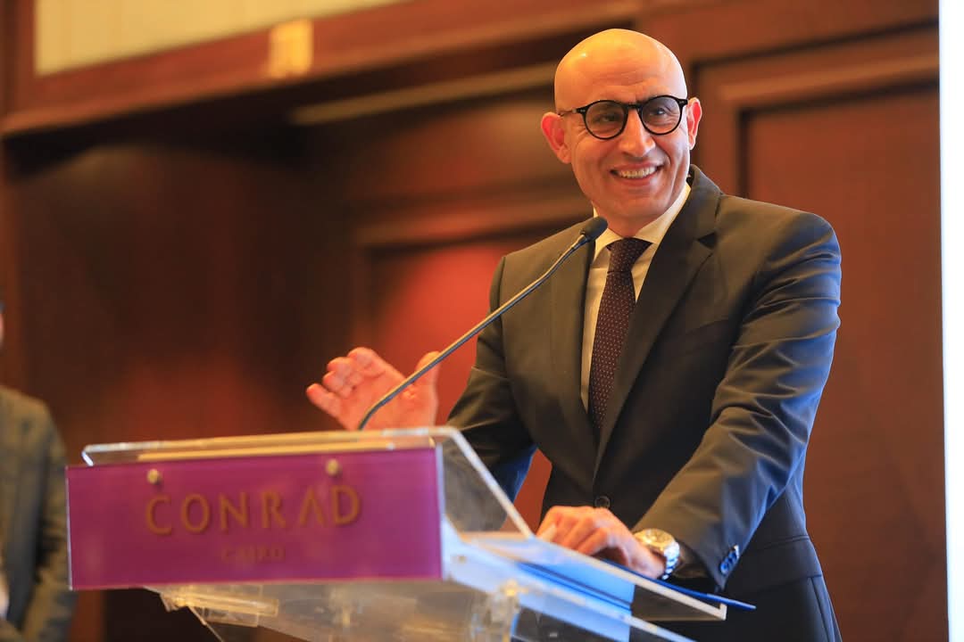 محمد عبداللطيف وزير التعليم