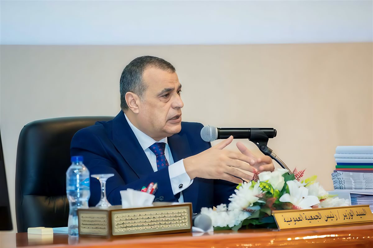 وزير الإنتاج الحربي