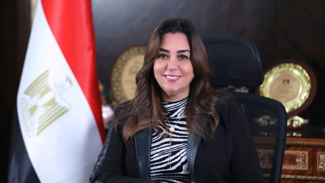 الدكتورة منال عوض