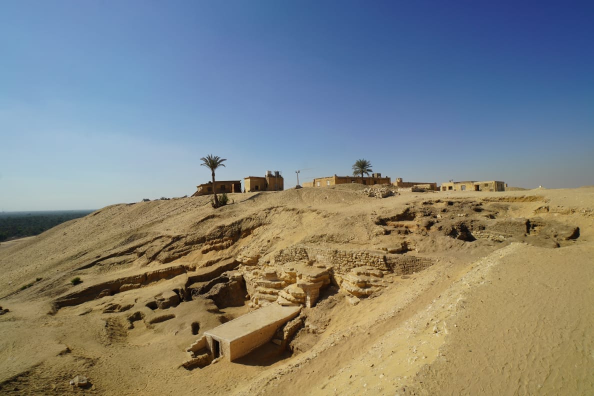 مصدر: بيان صادر عن وزارة السياحة والآثار