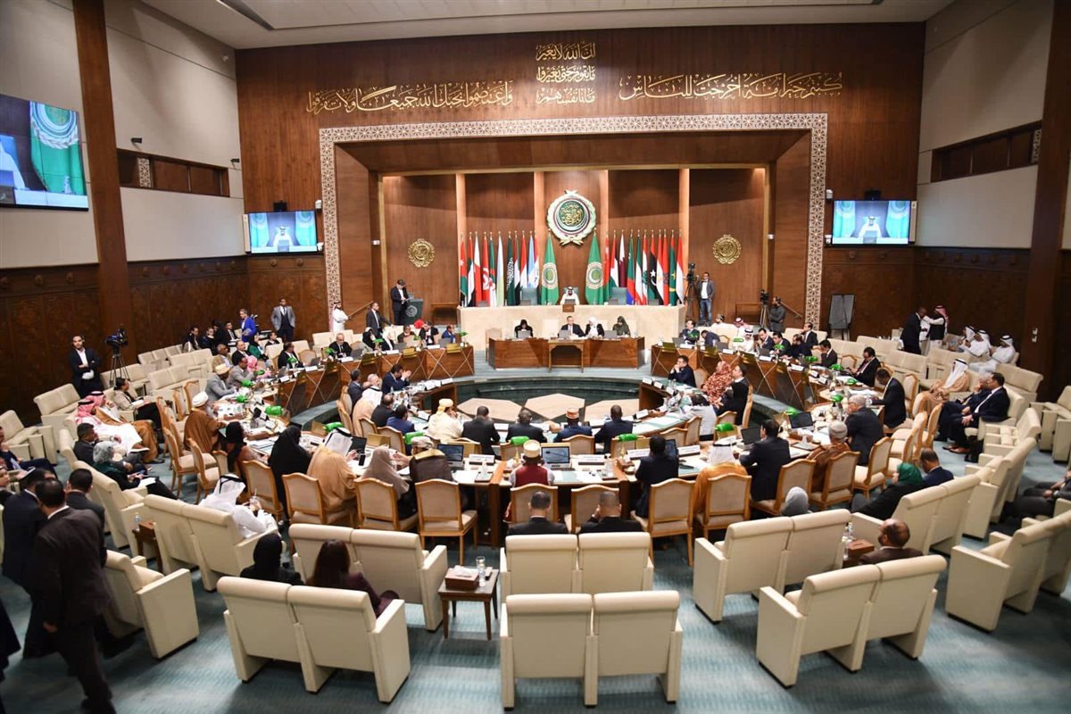 المصدر : صفحة البرلمان العربي فيسبوك