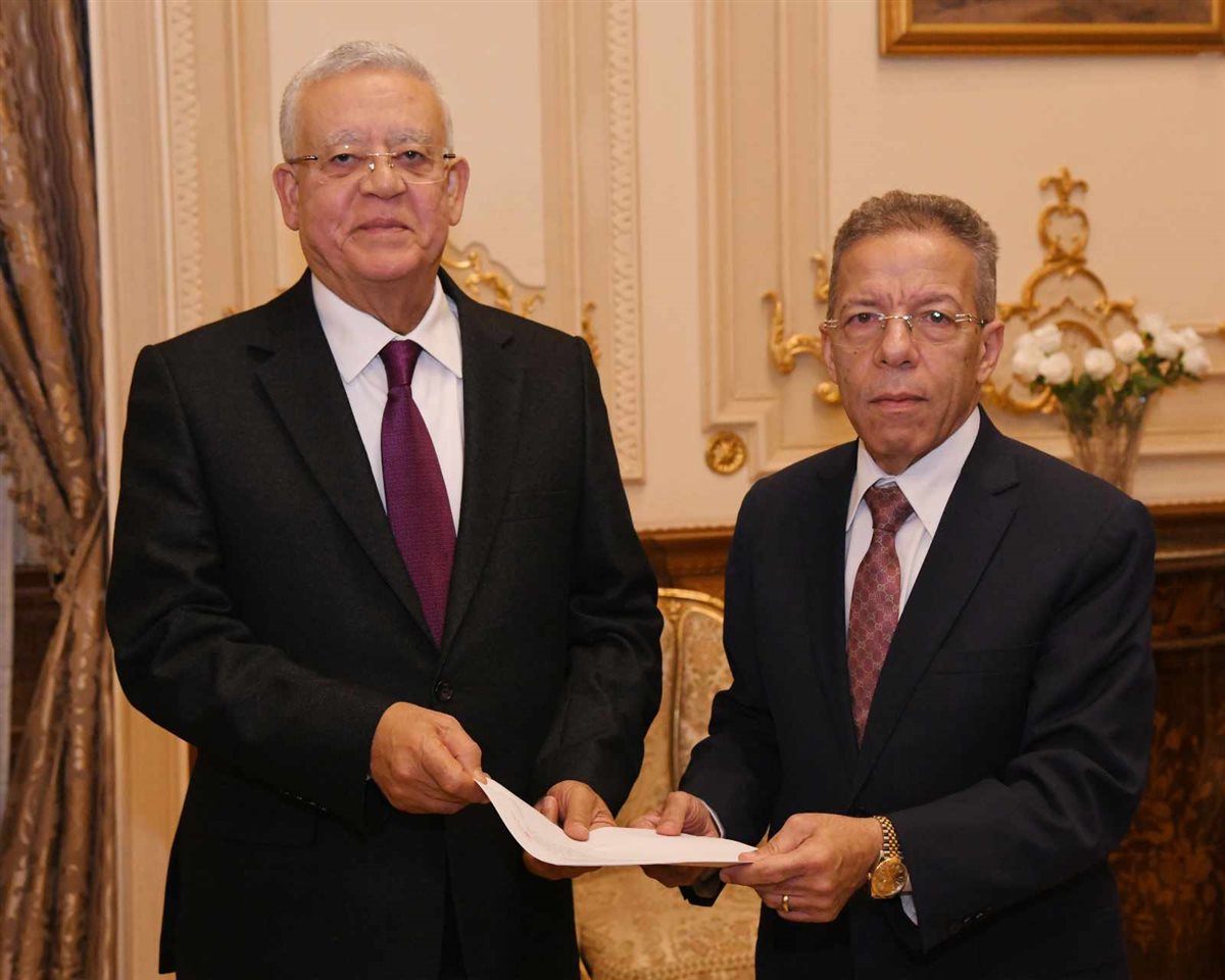رئيس مجلس النواب ونقيب الأطباء