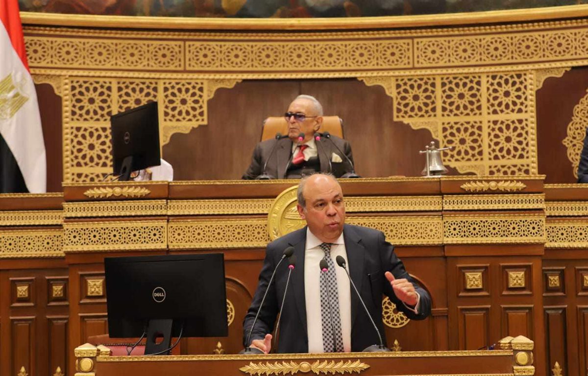 الدكتور سامح الحنفي وزير الطيران المدني