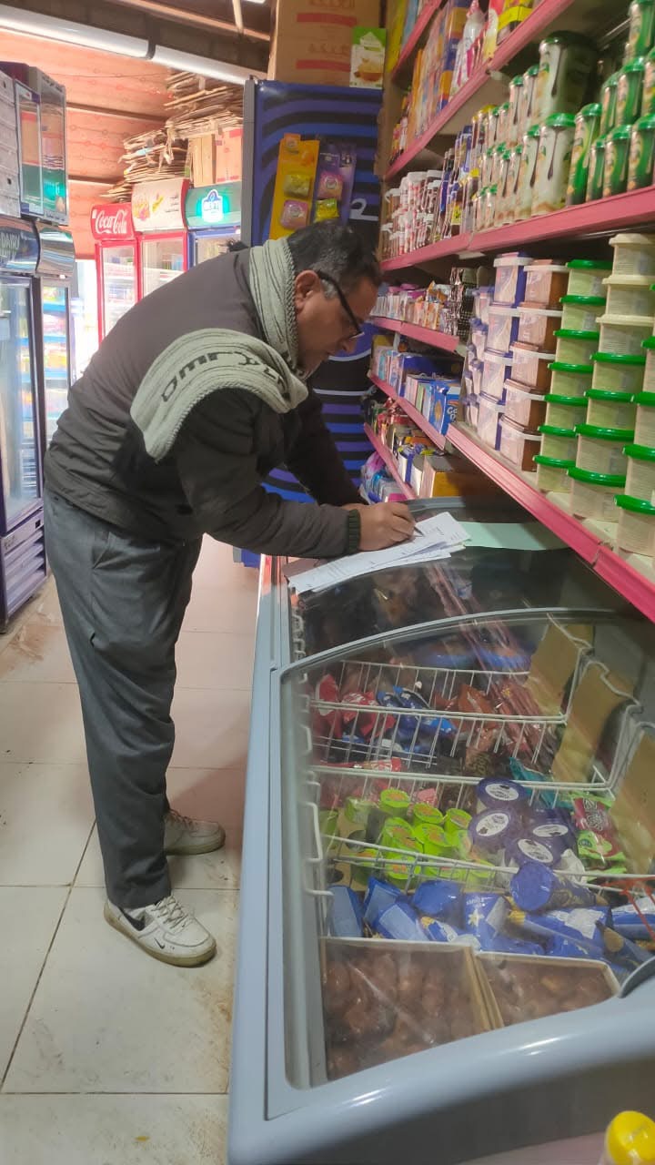 جانب من الحملة التفتيشية التموينية بسماسطا