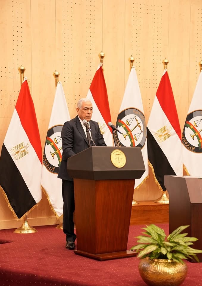 النائب العام يكرّم مفتشي وزارة الأوقاف
