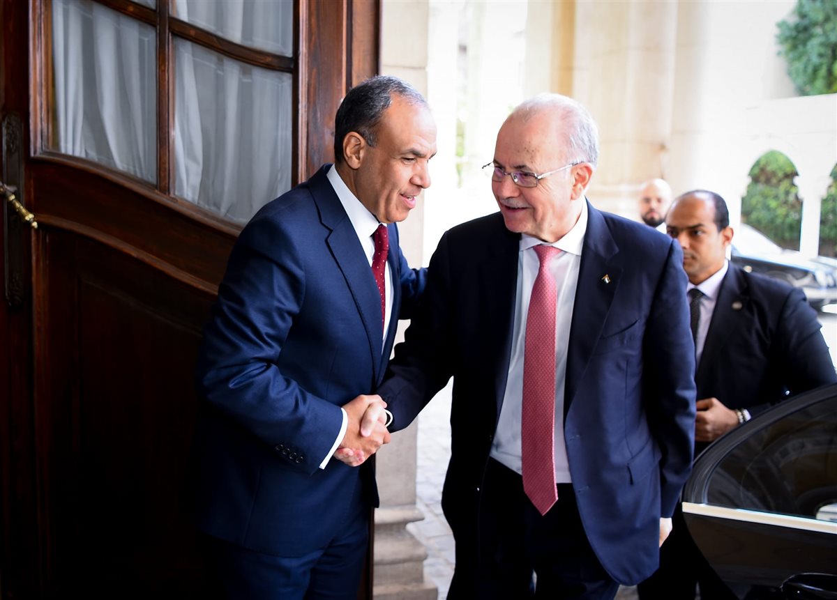 الدكتور بدر عبد العاطي، مع رئيس الوزراء الفلسطيني