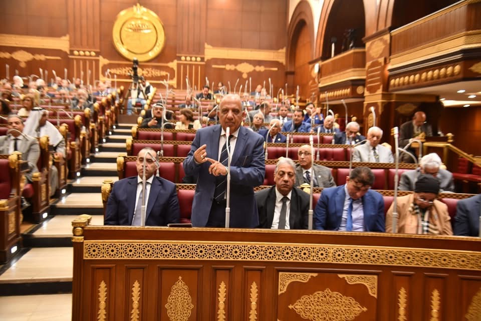 مصر تسير نحو التحول إلى مركز إقليمي للطاقة