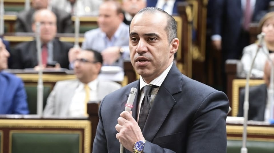 وزير الشؤون النيابية