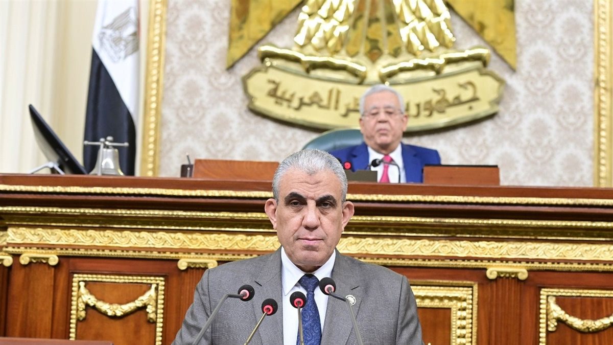 قانون العمل الجديد يضمن حقوق العمال ويعزز الإنتاج