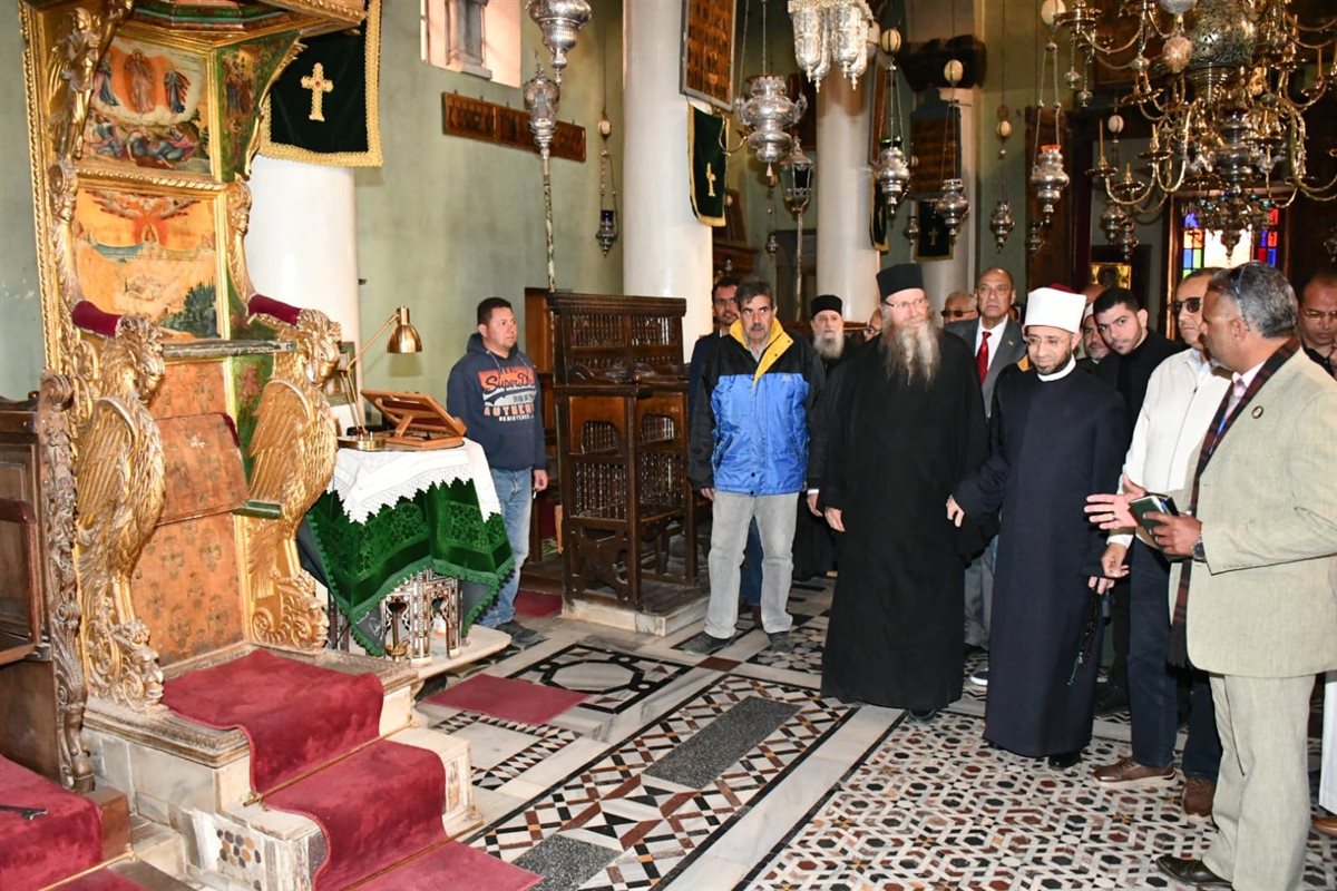 وزير الأوقاف يزور دير سانت كاترين