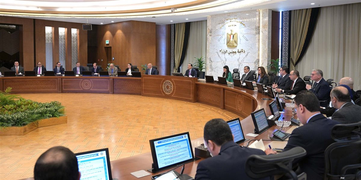 إقامة مصنعين لقطع غيار مترو الأنفاق والكابلات في برج العرب