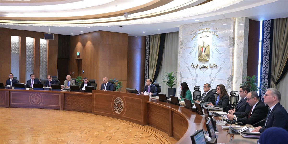 إقامة مصنعين لقطع غيار مترو الأنفاق والكابلات في برج العرب