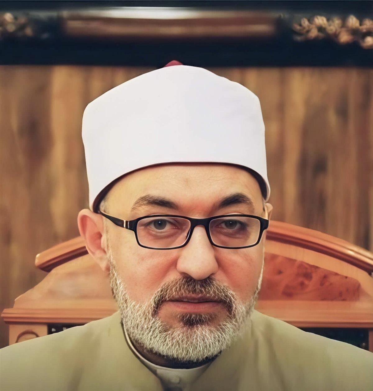 الدكتور نظير عياد مفتي الجمهورية