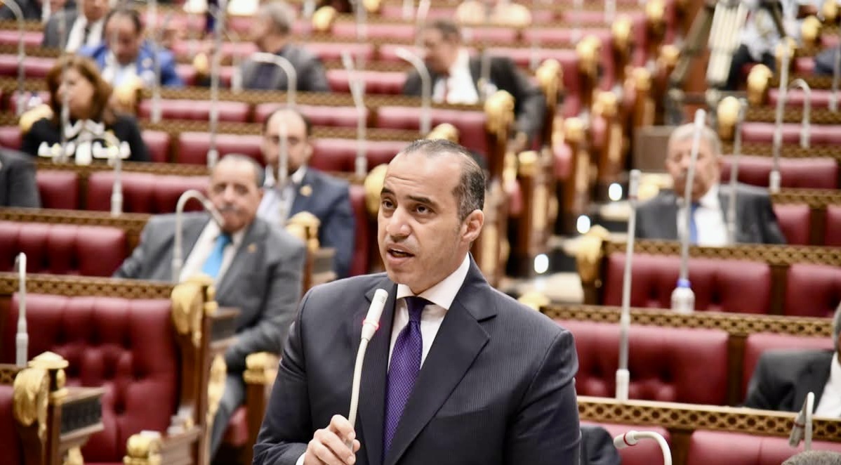 وزير الشئون النيابية أثناء كلمته في الجلسة العامة