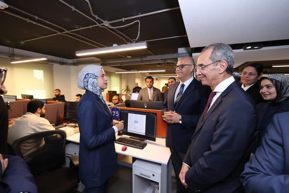 المصدر: الصفحة الرسمية لرئاسة مجلس الوزراء المصري فيسبوك