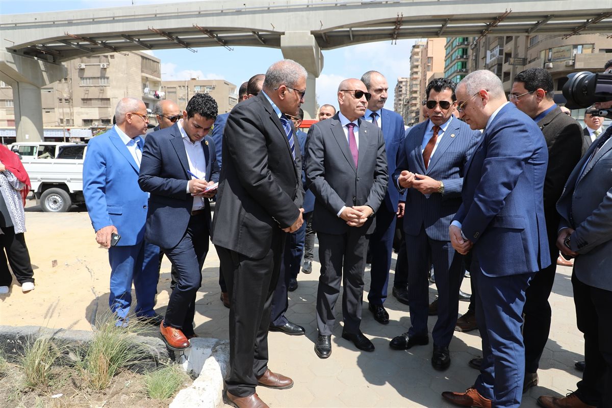 وزير الرياضة ومحافظ القاهرة يتفقدان انطلاق مشروع ممشى رياضي بمدينة نصر