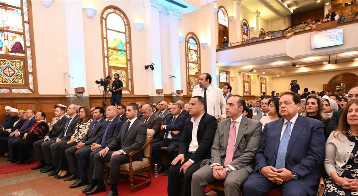 وزير الشئون النيابية يشارك في احتفال الطائفة الإنجيلية بعيد القيامة ويشيد بدورها في ترسيخ المحبة