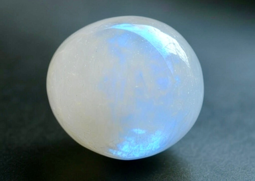 حجر Moonstone