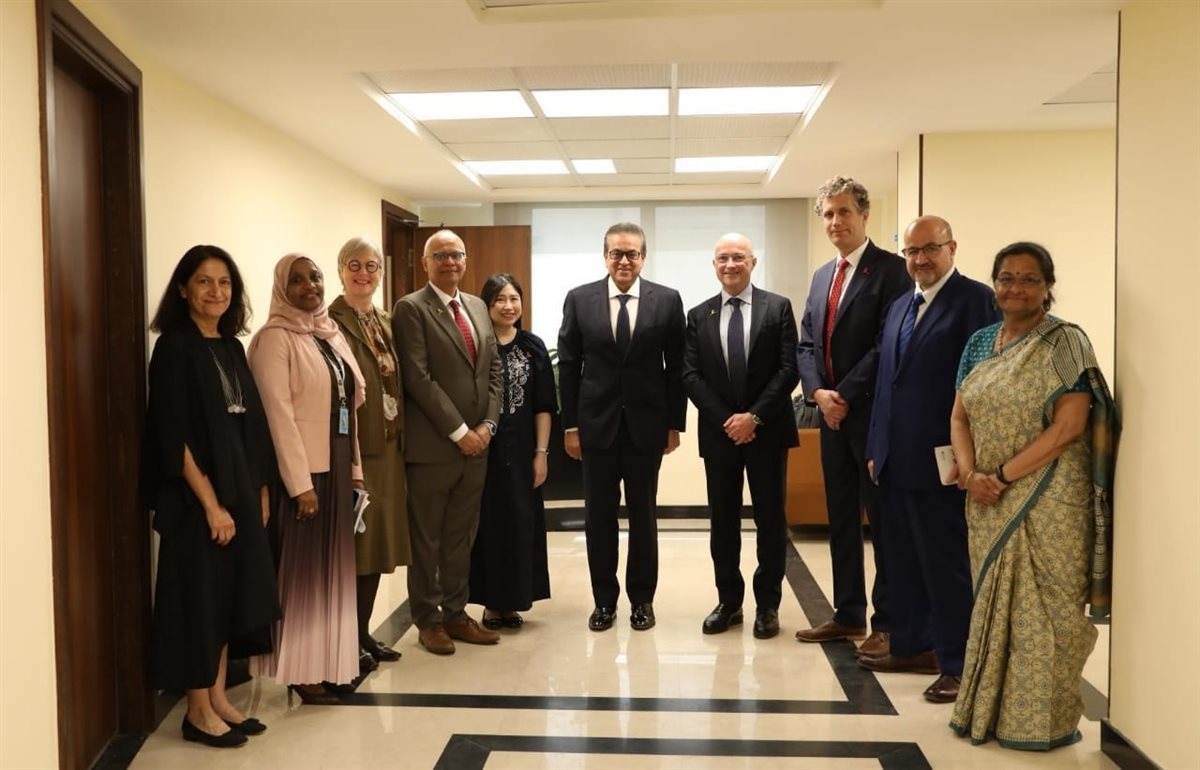 وزير الصحة يلتقي وفد الصحة العالمية لبحث مستجدات المبادرة العالمية لسرطان الأطفال