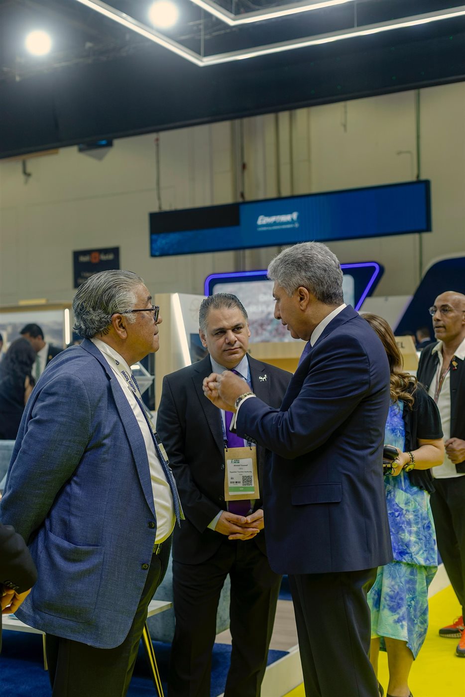 وزير السياحة والآثار يفتتح الجناح المصري بمعرض سوق السفر العربي 2025 بدبي