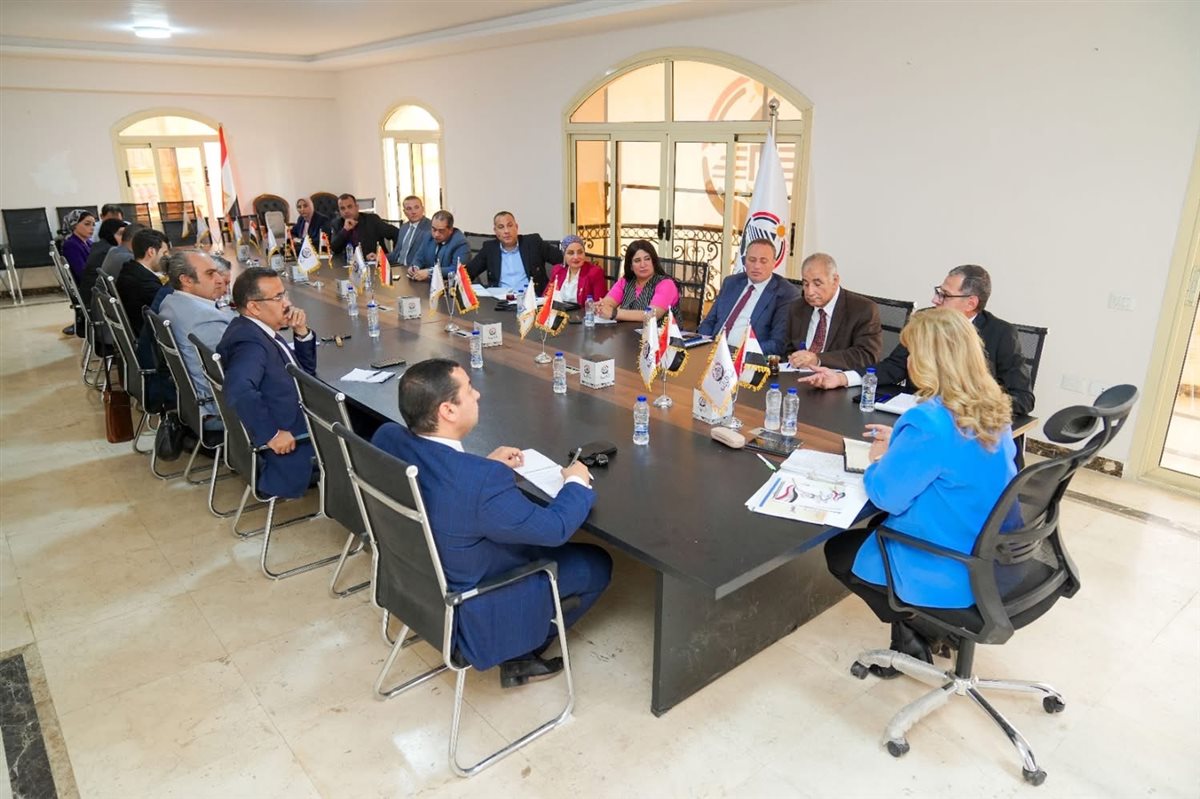 اجتماع أمانة النقابات المهنية بحزب الجبهة الوطنية