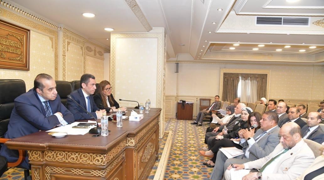 مشروع قانون لتحويل هيئة الثروة المعدنية إلى هيئة اقتصادية مستقلة يحظى بموافقة لجنة الصناعة والوزارات المعنية