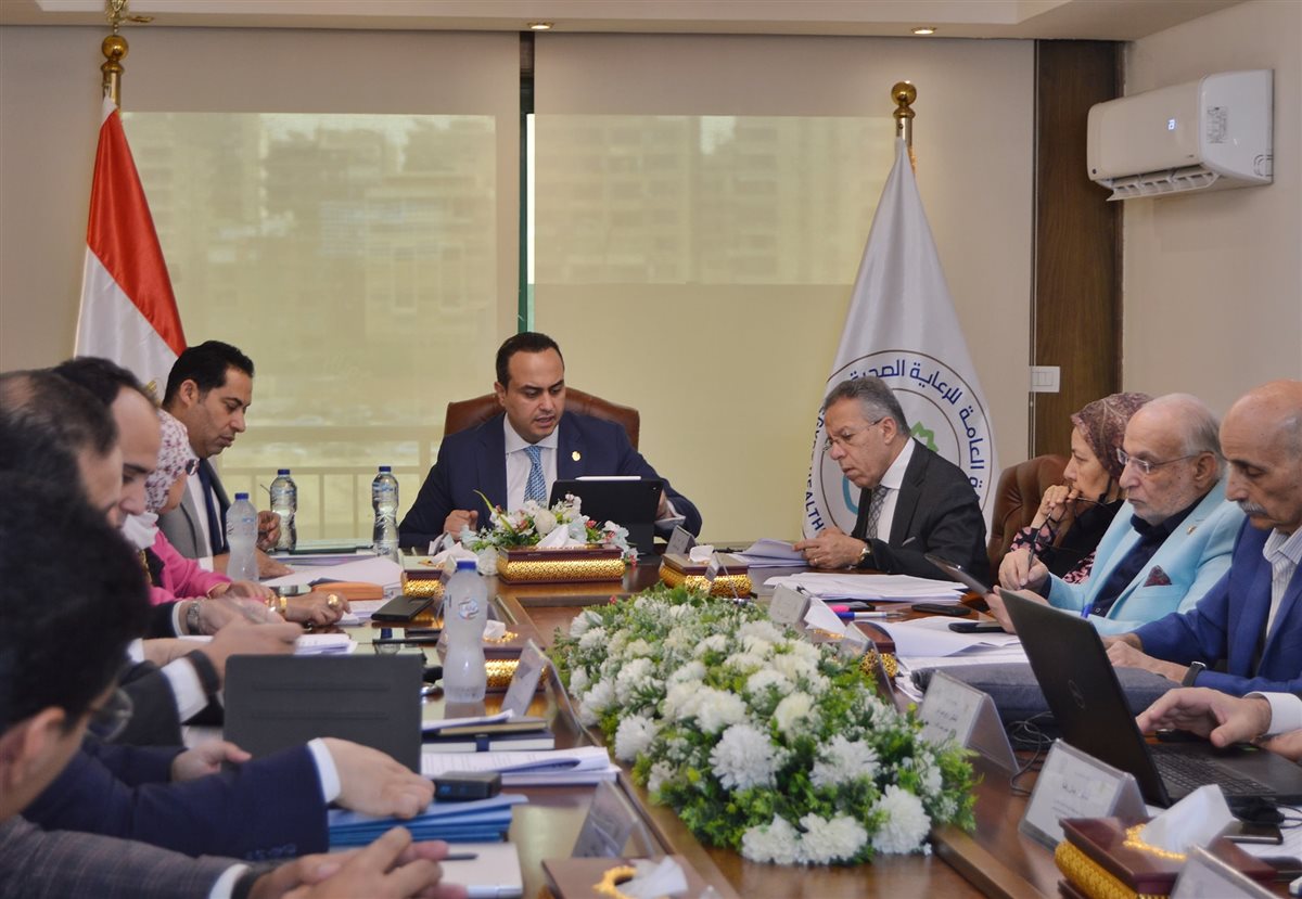 الرعاية الصحية تقر لائحة موارد بشرية جديدة وتوسع التعاقدات مع العمالة المؤقتة وتبدأ ترتيبات لتحسين سكن الفرق الطبية