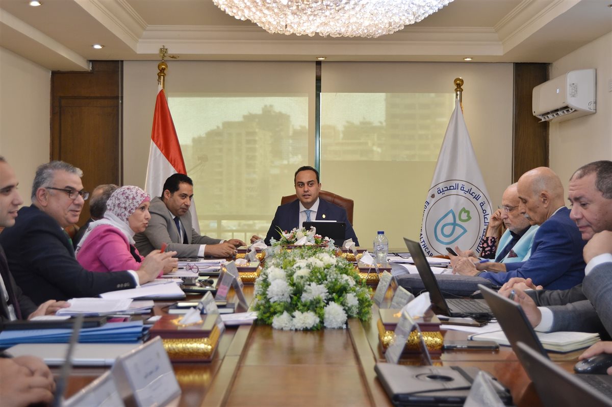 الرعاية الصحية تقر لائحة موارد بشرية جديدة وتوسع التعاقدات مع العمالة المؤقتة وتبدأ ترتيبات لتحسين سكن الفرق الطبية