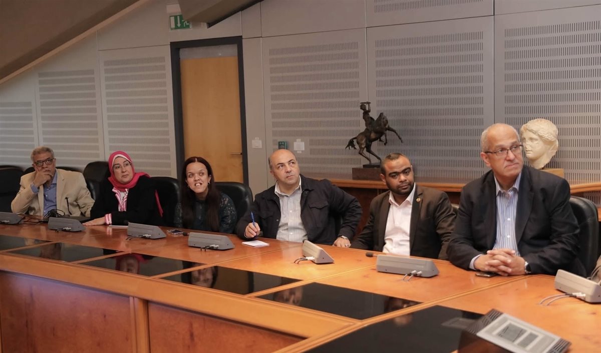 تعزيز البحث العلمي في جامعة الوادي الجديد من خلال سفارة المعرفة