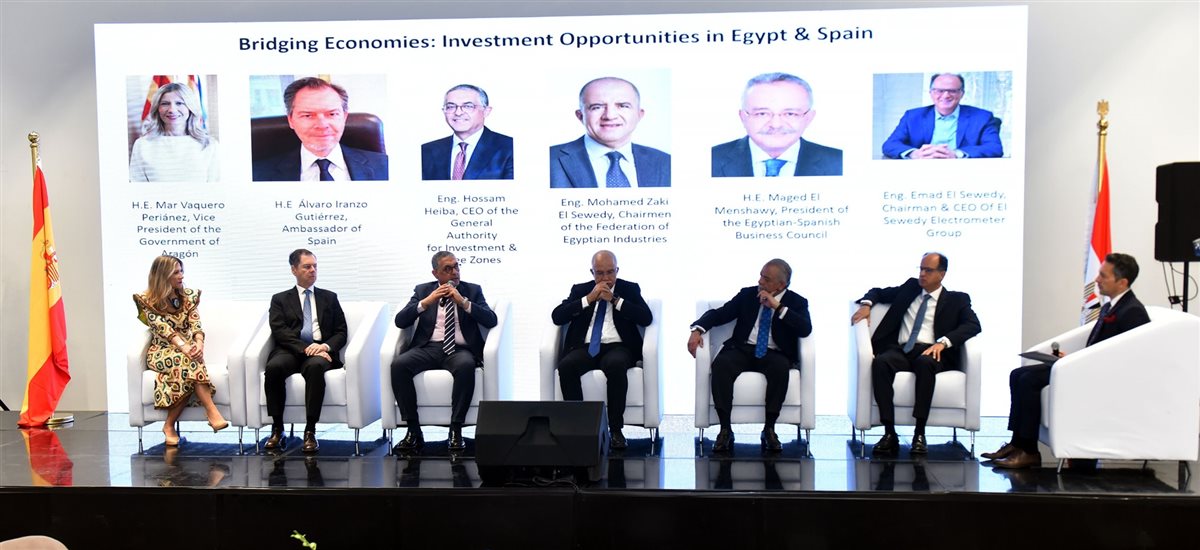 وقّعت مجموعة السويدي اتفاقية تعاون مع مركز سيرسي الإسباني بحضور رئيس هيئة الاستثمار، لتطوير حلول تقنية تخدم المدن الذكية في مصر وإسبانيا