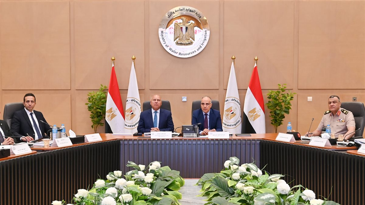 اجتماع اللجنة العليا لتراخيص الشواطئ يشهد الموافقة على ٢٥ مشروعًا بمشاركة وزارية واسعة