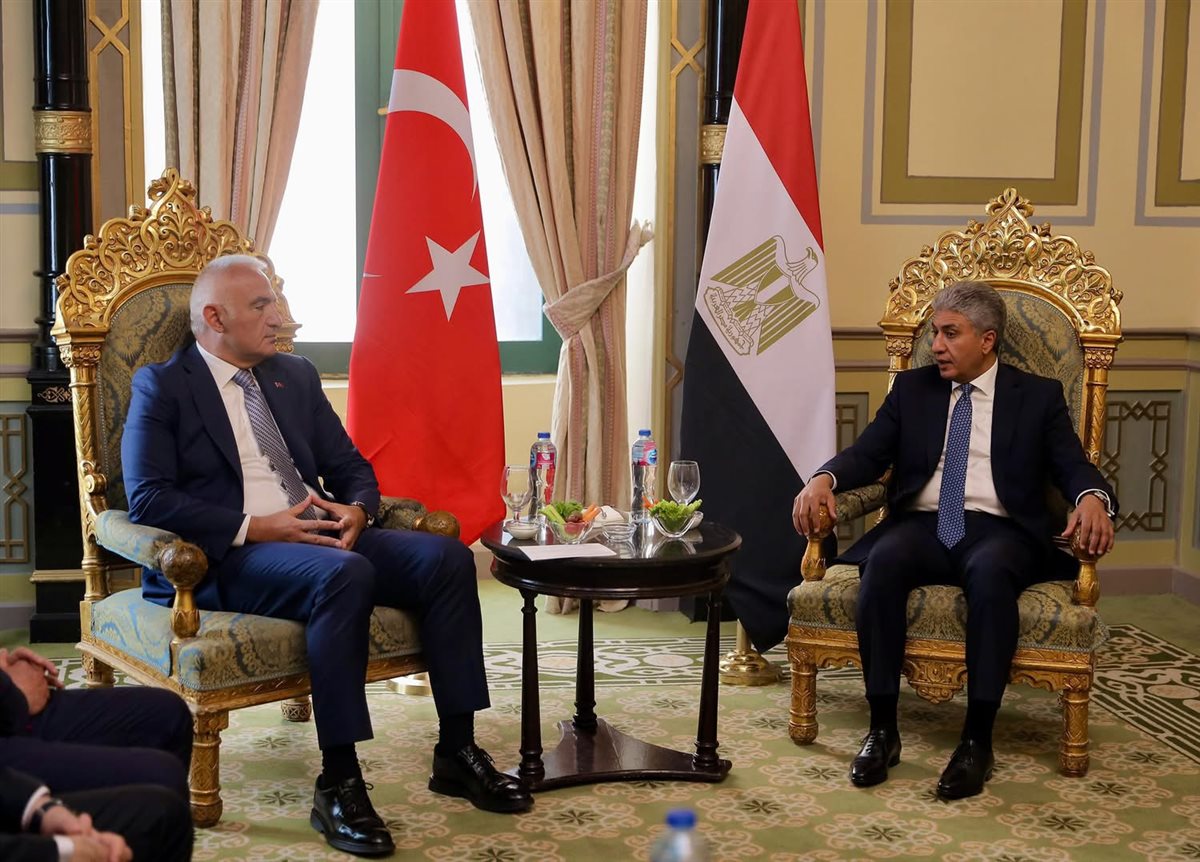 التعاون السياحي بين مصر وتركيا ضمن فعاليات منظمة D8