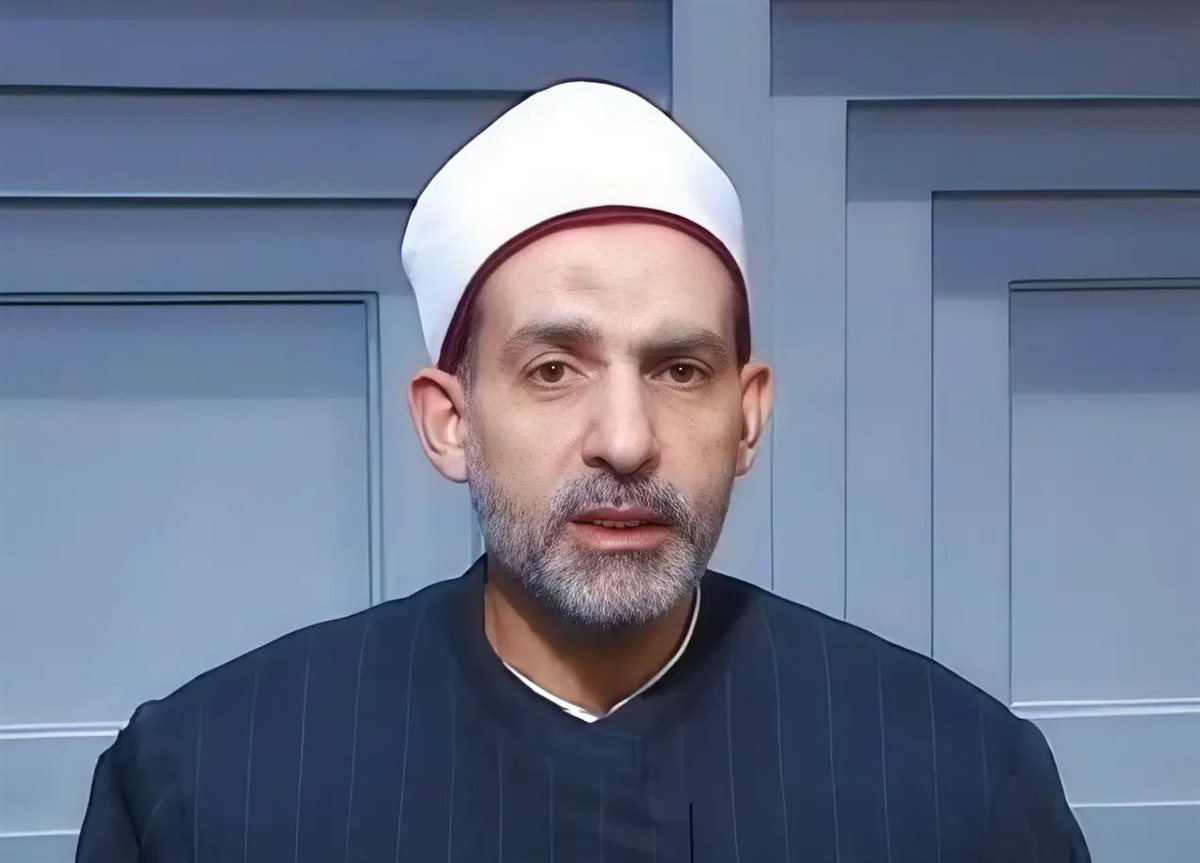الدكتور علي فخر أمين الفتوى بدار الإفتاء المصرية