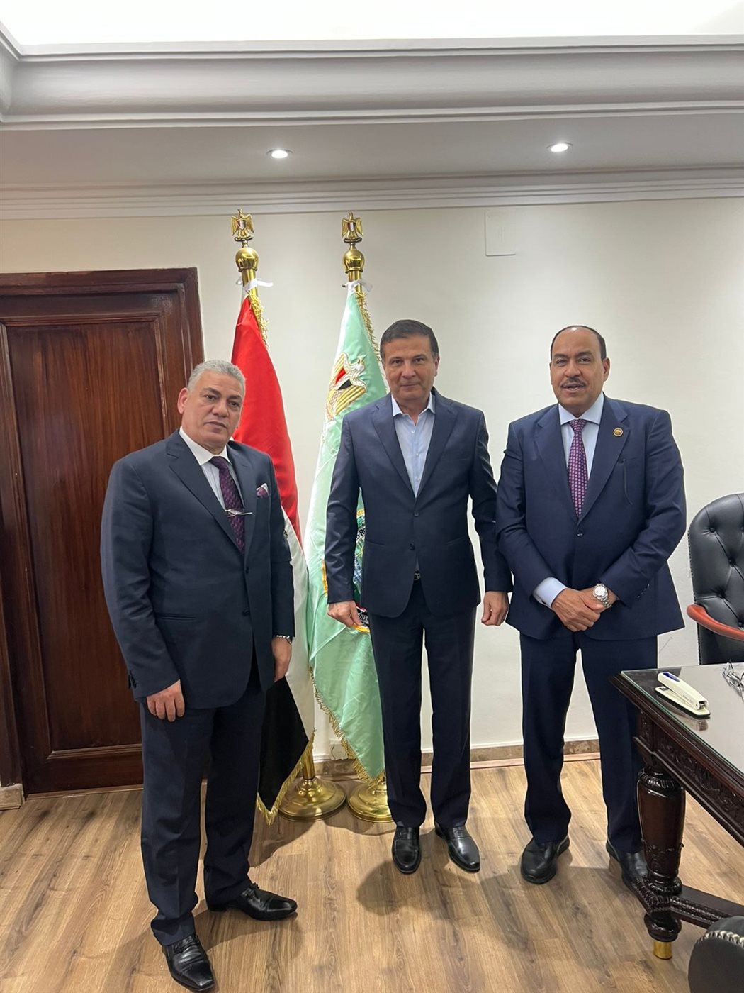 وزير الزراعة يواصل لقاءاته الدورية مع نواب البرلمان لمتابعة مشكلات المزارعين ومشروعات النفع العام