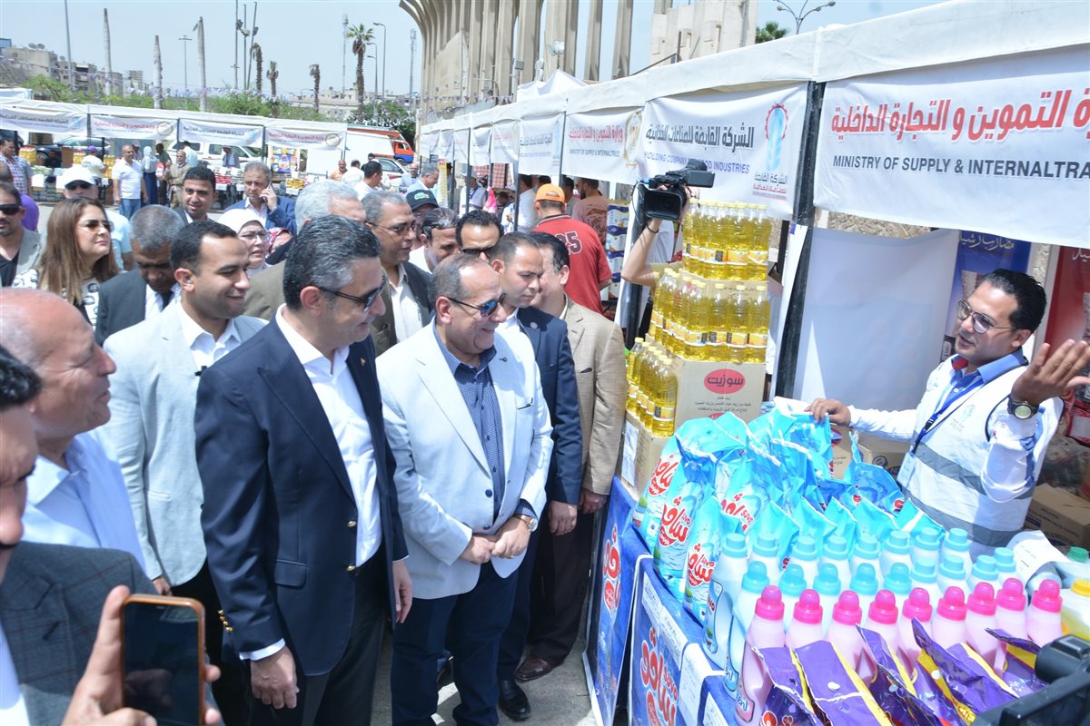 افتتاح رسمي لسوق اليوم الواحد بمدينة نصر ضمن المرحلة الثانية من مبادرة وزارة التموين لتوفير السلع بأسعار مخفضة