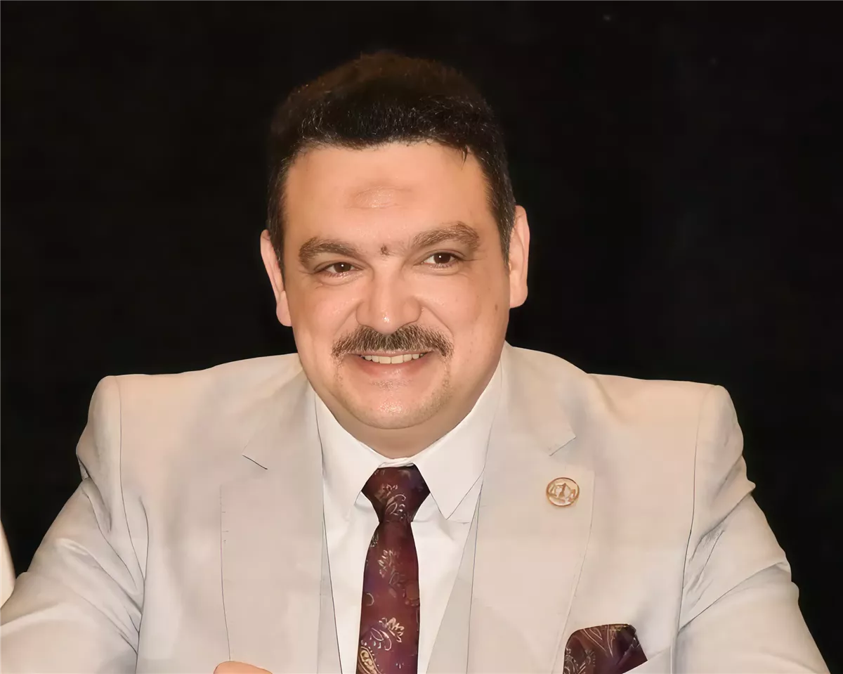 مصطفى زكي يوضح مستحقي إجازة الأعمال الخطرة صحياً