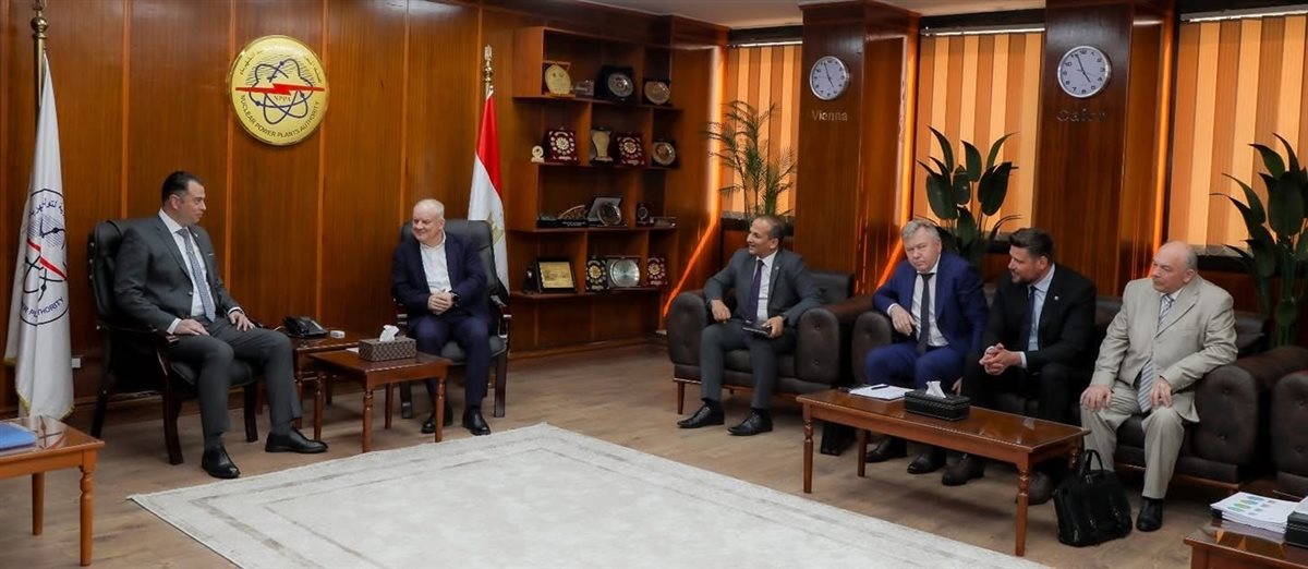 اجتماع الدكتور شريف حلمي والدكتور أندريه بيتروف