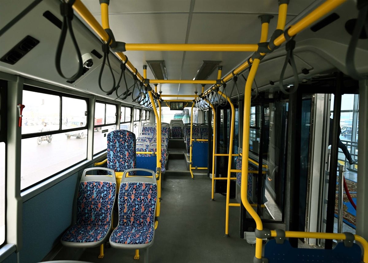 رئيس الوزراء يتفقد مشروع الأتوبيس الترددي BRT ومشروع حدائق تلال الفسطاط في جولة ميدانية تؤكد التزام الدولة بتطوير النقل الأخضر