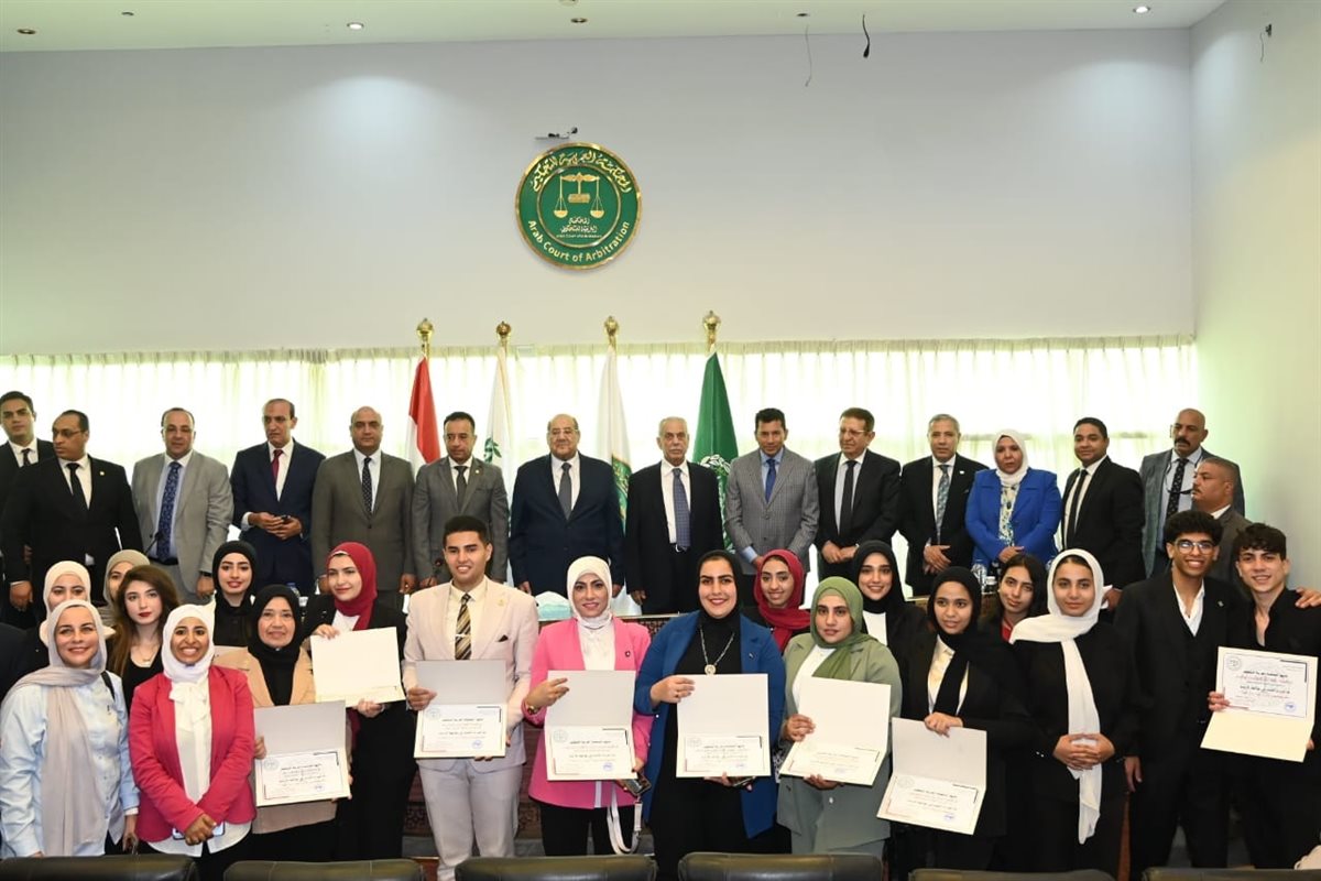وزير الشباب والرياضة يشهد ختام البرنامج التدريبي لبناء قدرات الشباب بمواجهة الأزمات