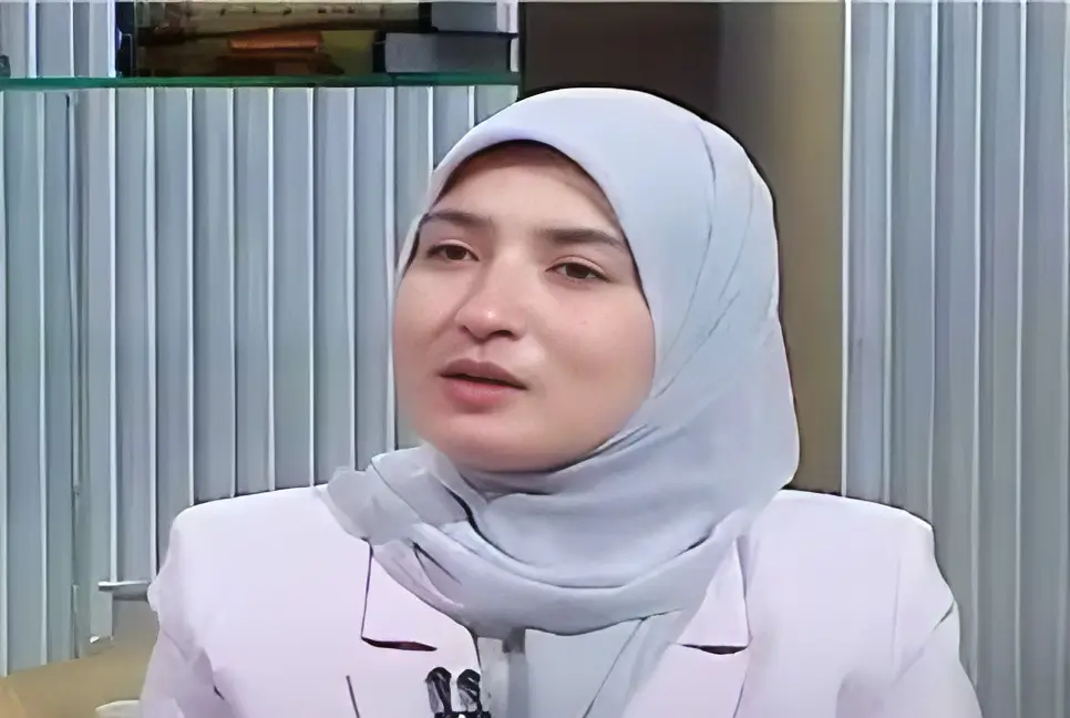 الدكتورة إيمان أبو قورة